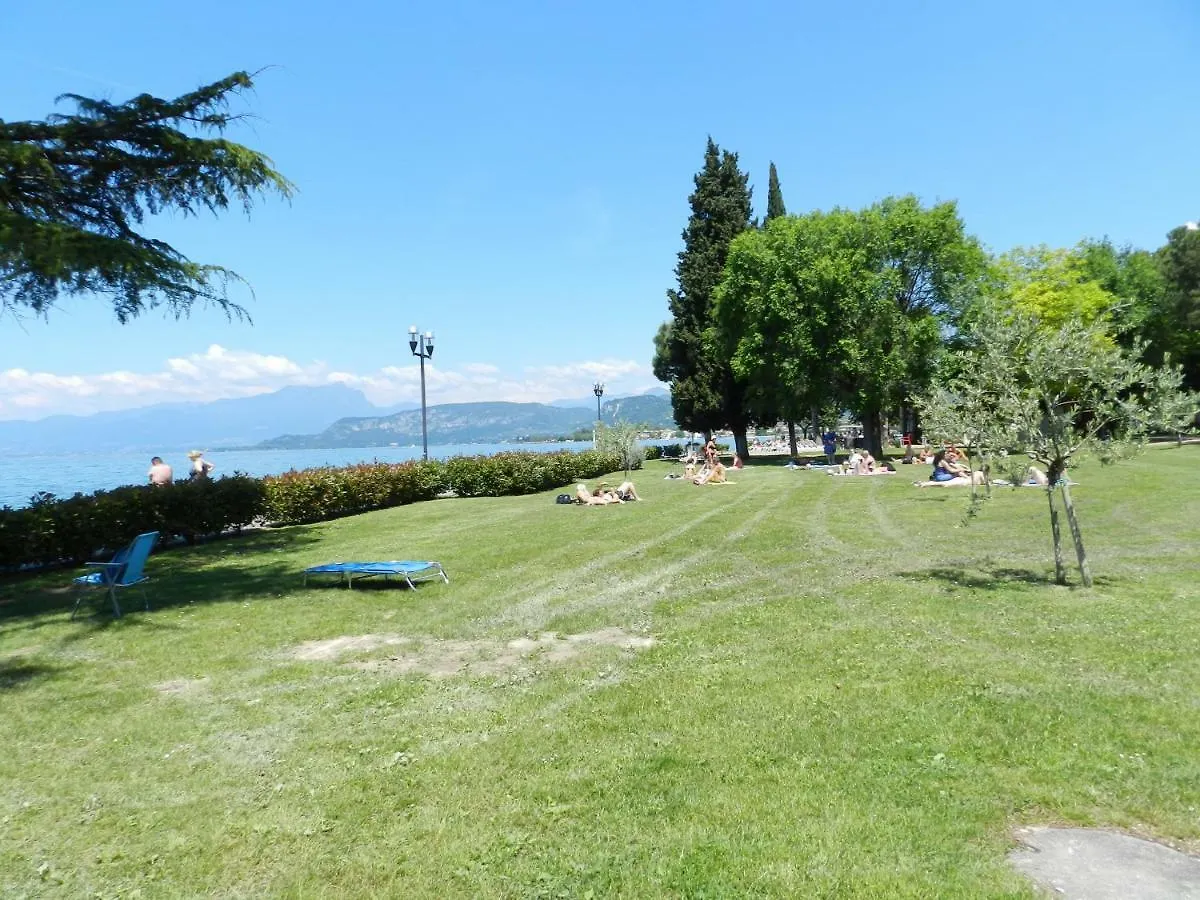 Studio The Beach - Regarda Travel Bardolino Italy